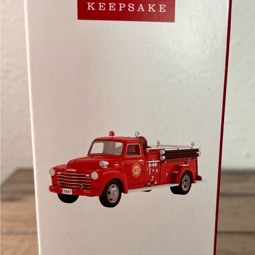 Hallmark 2022 NEW Christmas Ornament 1947 Chevrolet #20 in Fire Brigade Series